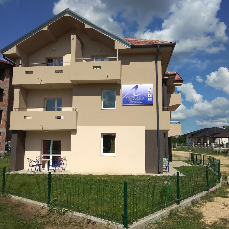 Srebrna Nit Apartment Veliko Gradiste Luaran gambar